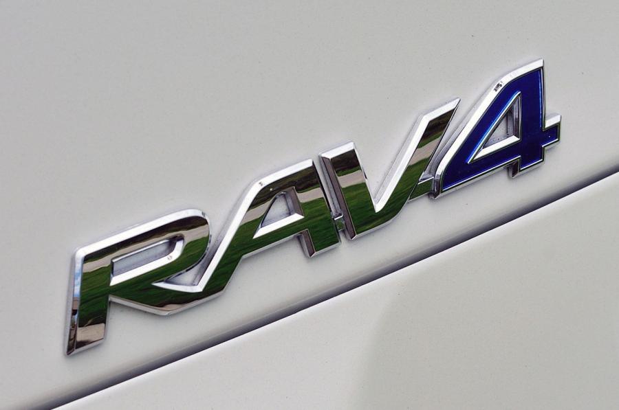  Toyota RAV4 EV 2012 года  (фото 94 из 107)